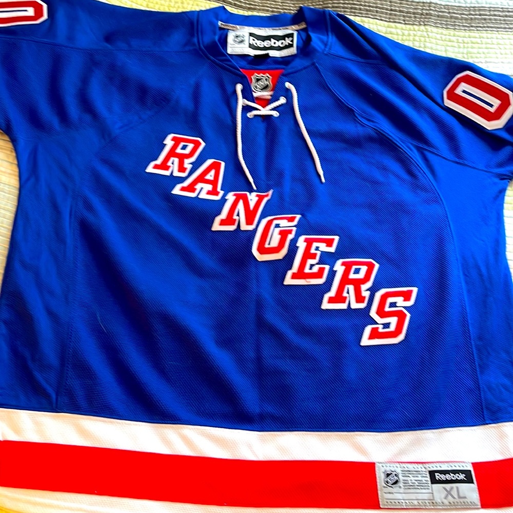 Brand new hokey official uniform